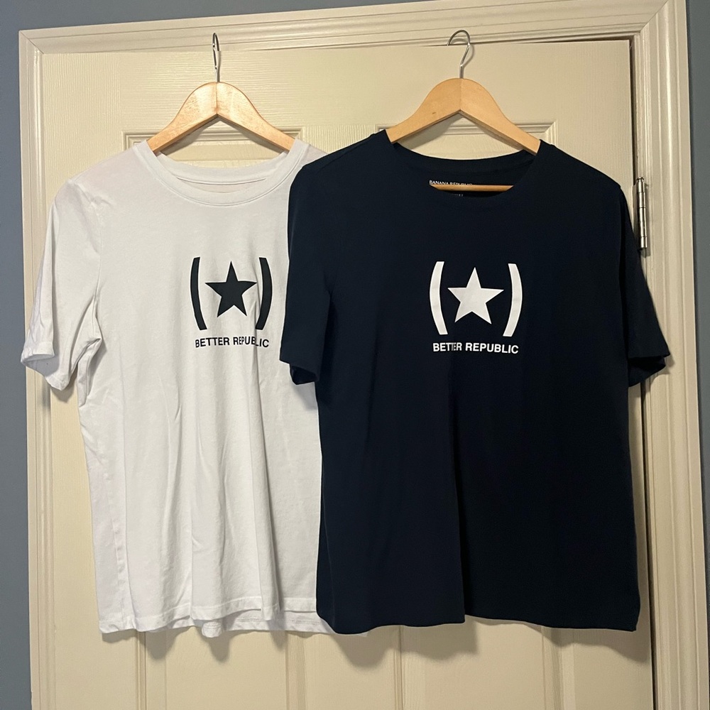 Banana republic two t-shirts blue white large with stars